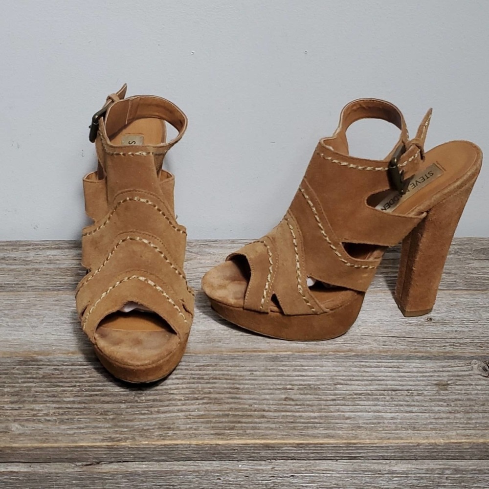 Steve Madden Vintage Tan Suede Platform Heels